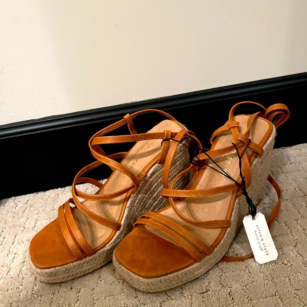 Altar'd state wedge heels
